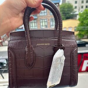 Alexander McQueen Mini Heroine 21 Snake-Embossed Leather Satchel